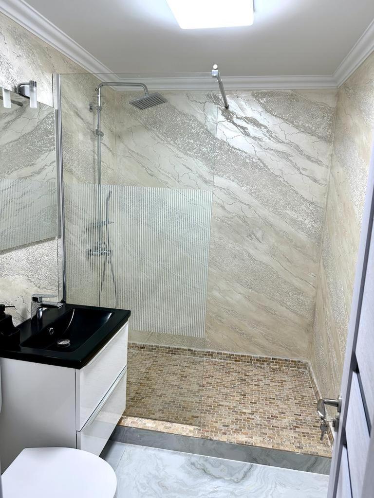 Elite Apartment Buzău Dış mekan fotoğraf